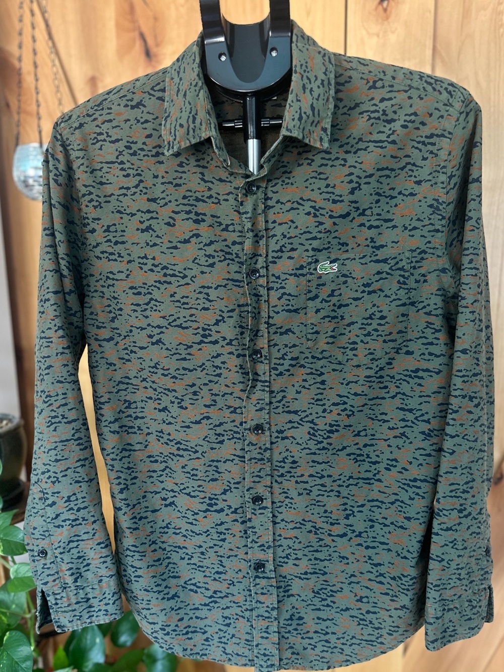 Lacoste Mens Slim Fit Camo Print Long Sleeve Button Down Shirt FR 40 US M Green